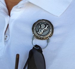 Italian Magnetic Eyeglass Holder