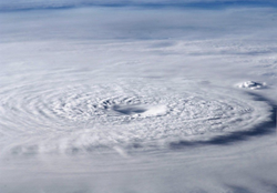 Typhoon-Preparedness-for-Corporate-Travelers