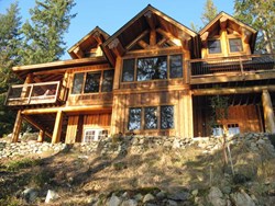 Award-winning cedar home built by Mike Collier and his Wood-Mizer LT15 sawmill.