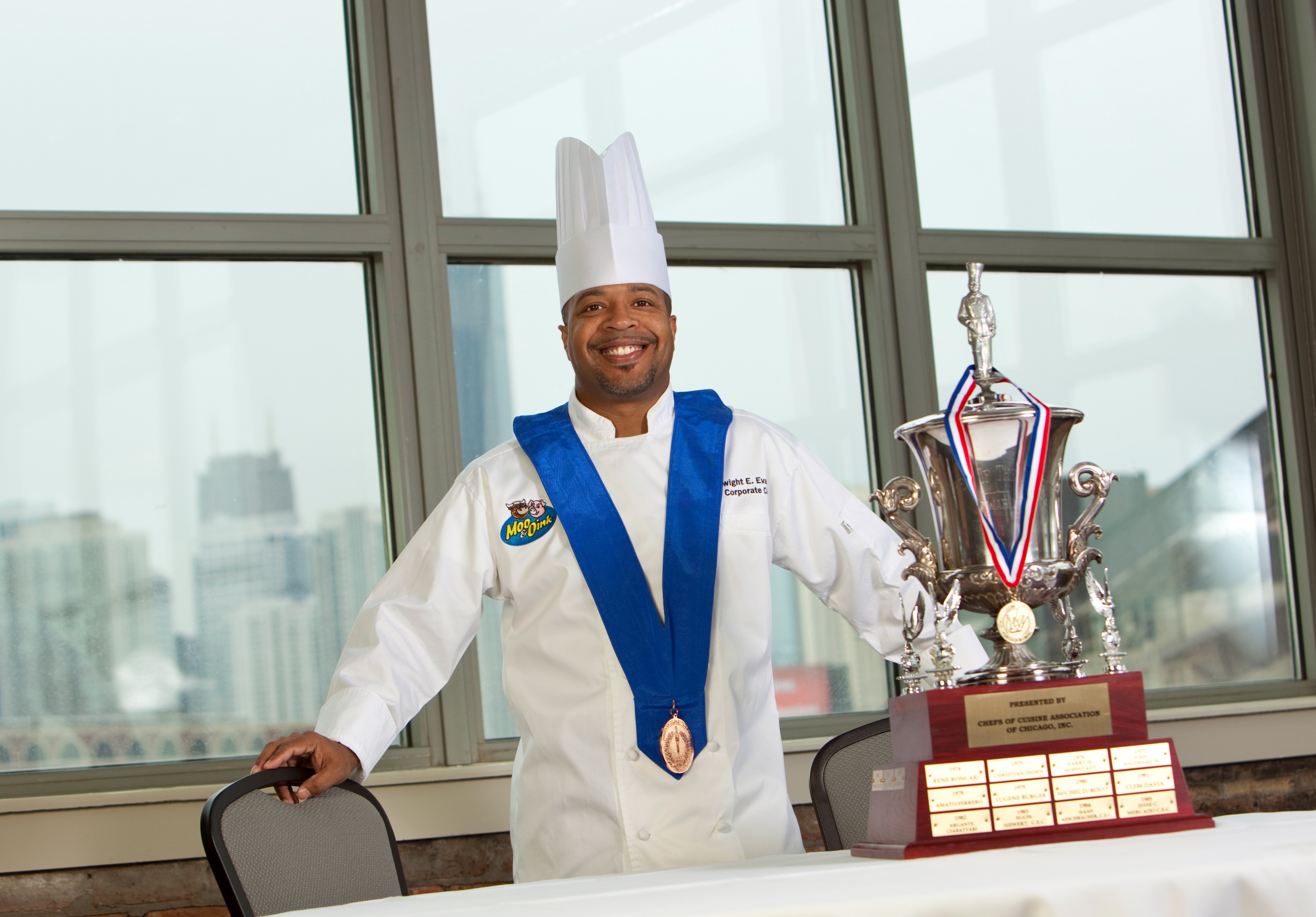 Moo & Oink’s Corporate Chef Dwight Evans II Named ‘Chef of the Year’ by