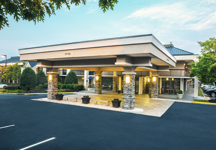 Best Western Dulles Airport Inn, a B. F. Saul Company Hospitality Group