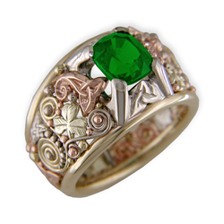 Tsavorite green garnet Celtic shamrock ring