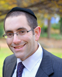 Dr. Jonathan Tiger is a periodontist in Pomona, NY