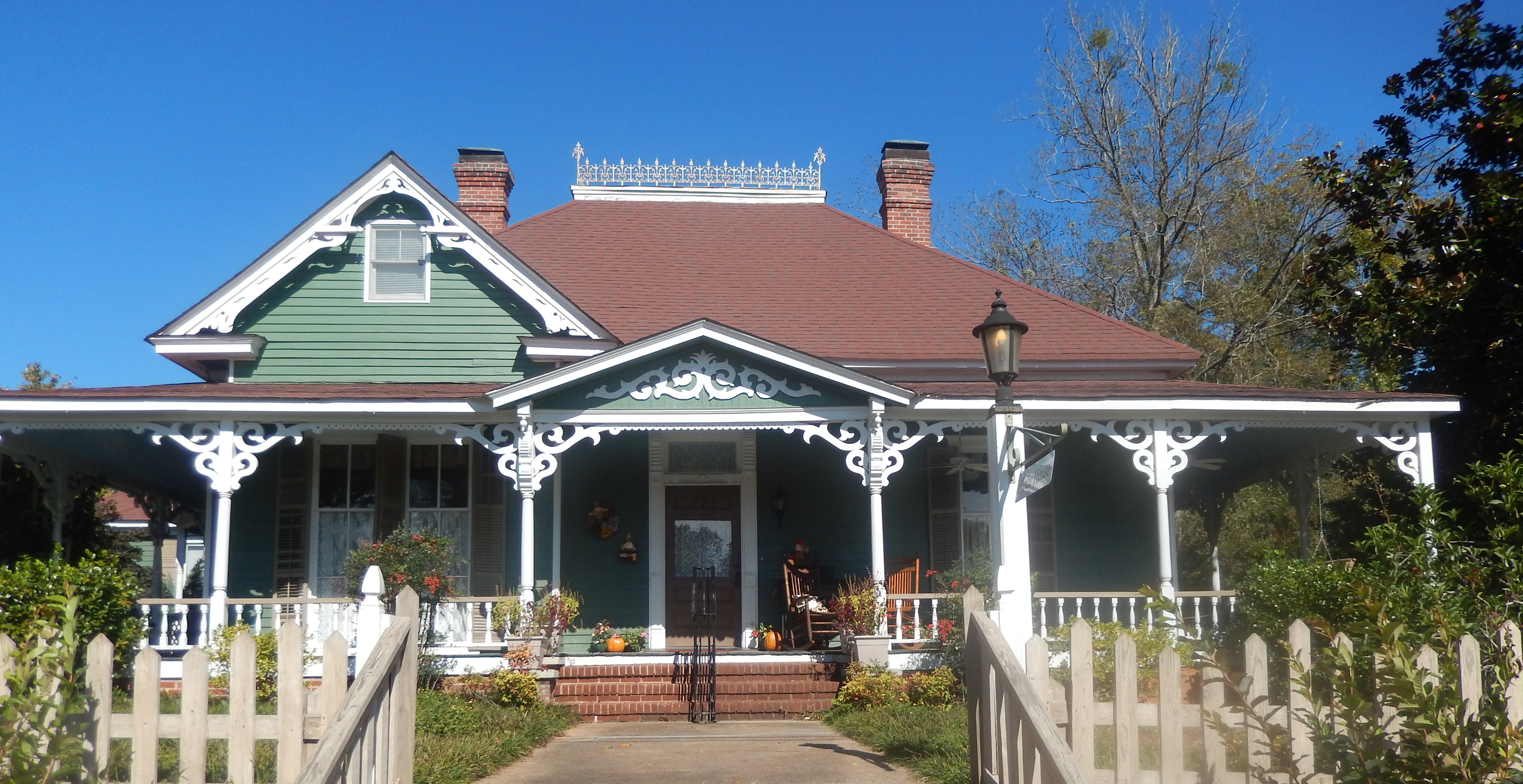 Valentine Vacation at Holly House of Hamilton Bed and Breakfast Six