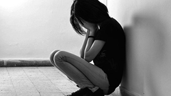 62 signs and symptoms of depression and anxiety in men and women