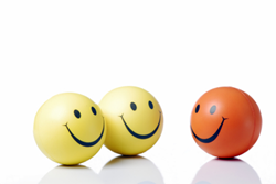 Those who are content with their life and able to cope with hardship are actually moderate rather than extreme optimists.