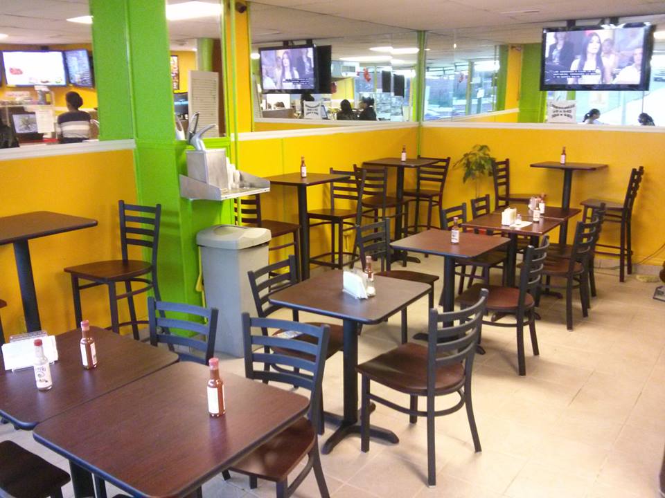 juice bar table and chairs