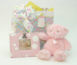 Baby Girl Gift Set Giveaway