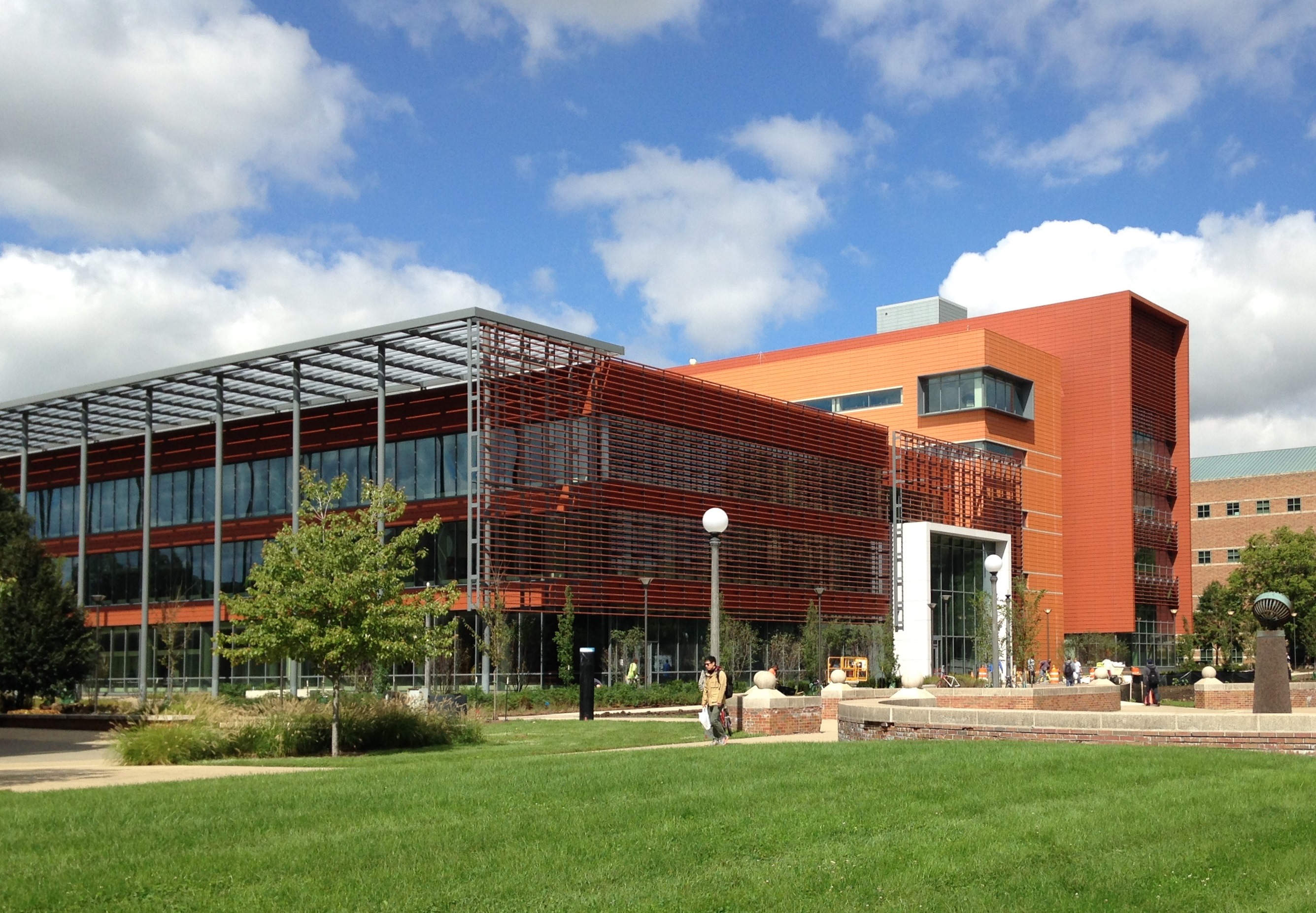 Electrical and Computer Engineering Building Opens at the University of