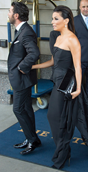Eva Longoria carries the Jill Milan Chelsea Clutch on the streets of Manhattan with Jose Antonio Baston, Sep 23, 2014 (Photo: Michael Stewart, GC Images)