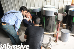 iAbrasive staff were busy with accompanying an Indian purchaser to conduct on-the-spot investigation to several abrasives manufacturers.