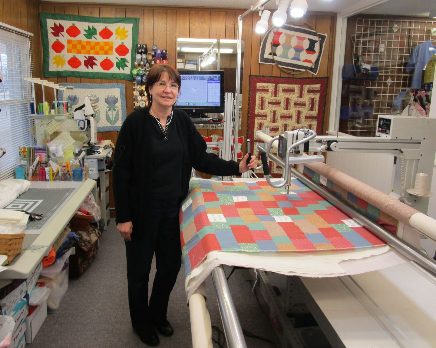 Local Quilters to Display at Birds of a Feather Longarm Quilting Expo