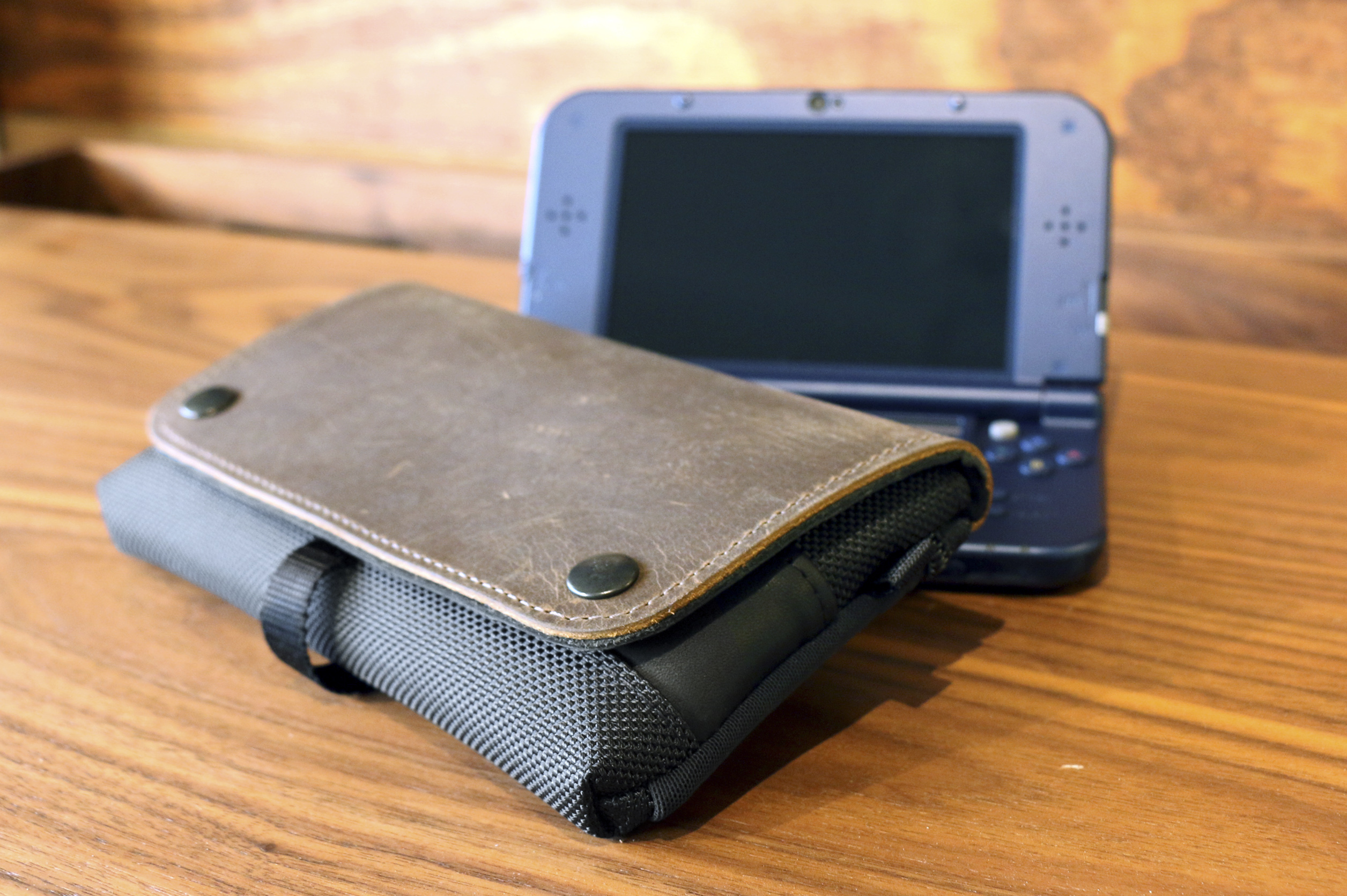 helt bestemt Integrere Frivillig WaterField Gets its Game On with Slick Cases for the New Nintendos 3DS XL &  3DS