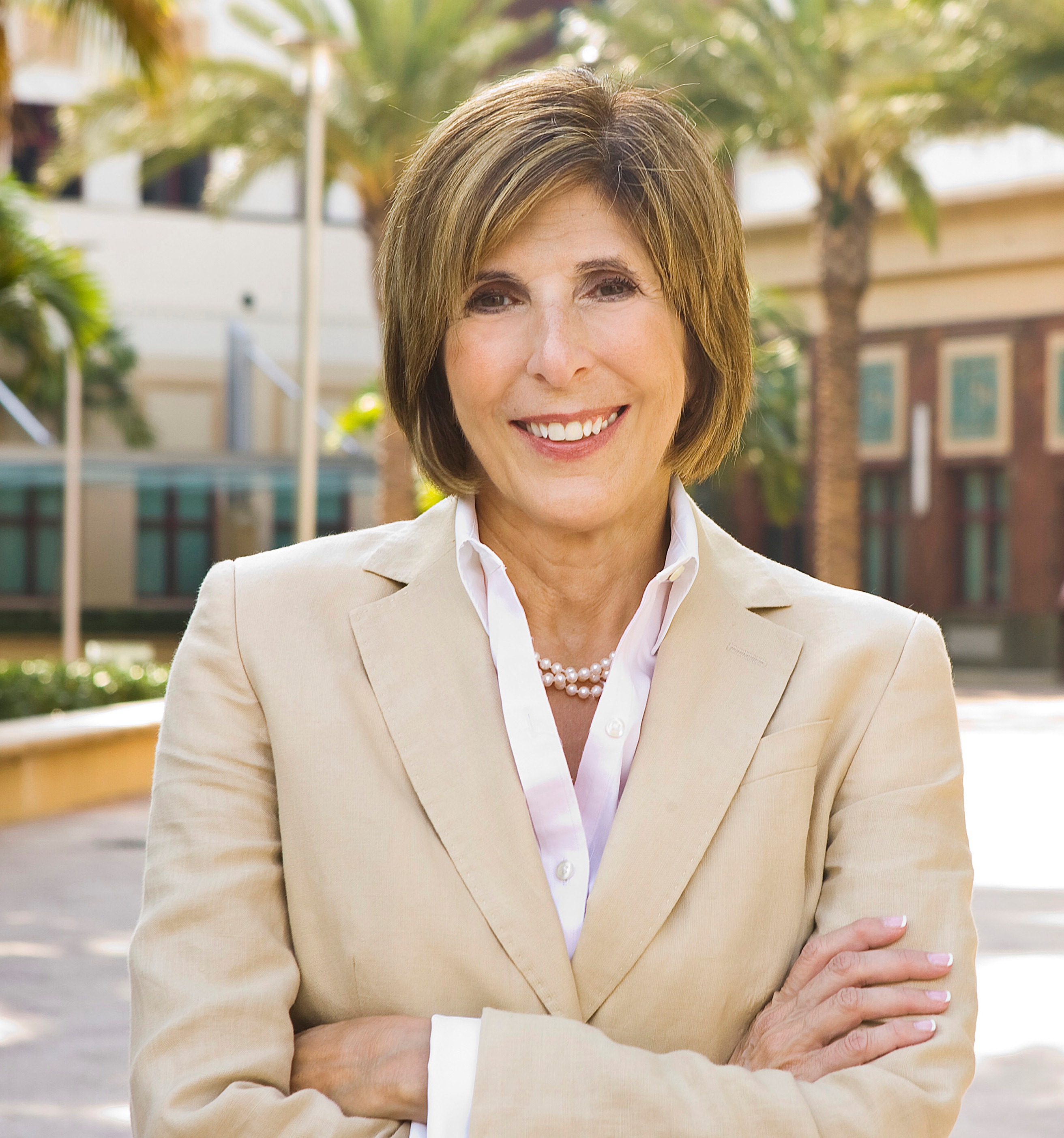 Jeri Muoio, Mayor of West Palm Beach, Endorses BikeSharing Program of