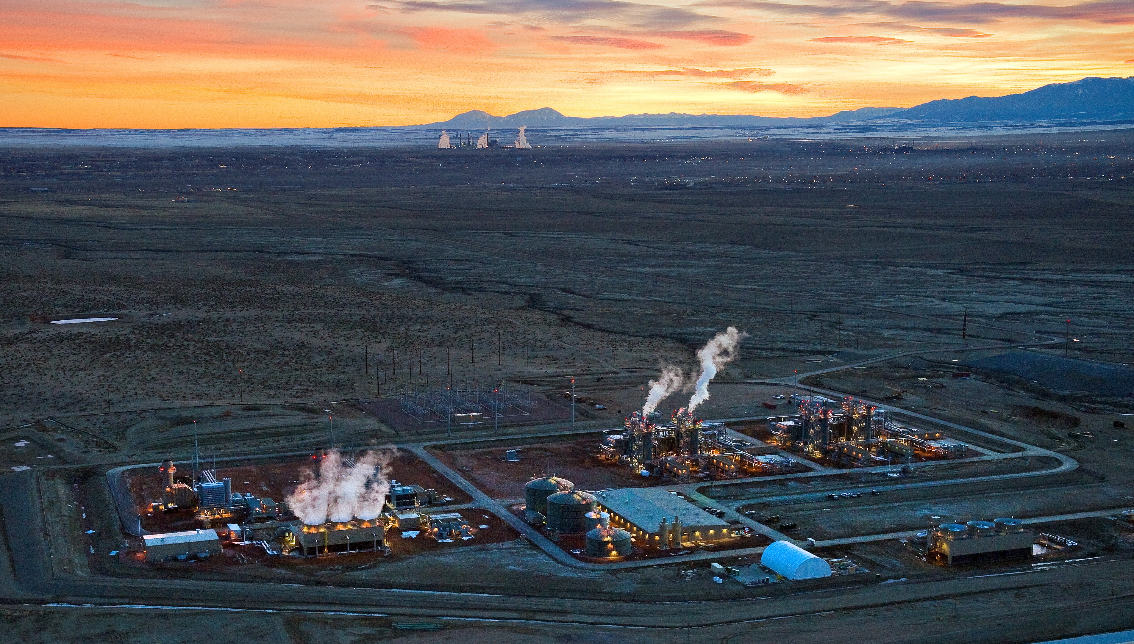 Stellar Energy to Supply Turbine Inlet Air Conditioning System for