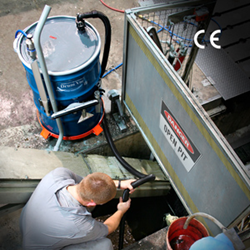 EXAIR's New High Lift Reversible Drum Vac
