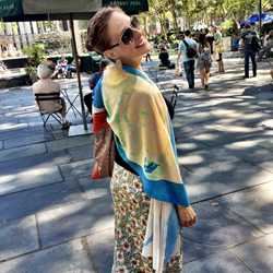 Ideal for multiple seasons, this scarf is large enough to keep you warm in cooler months but light enough to use in the summer.
