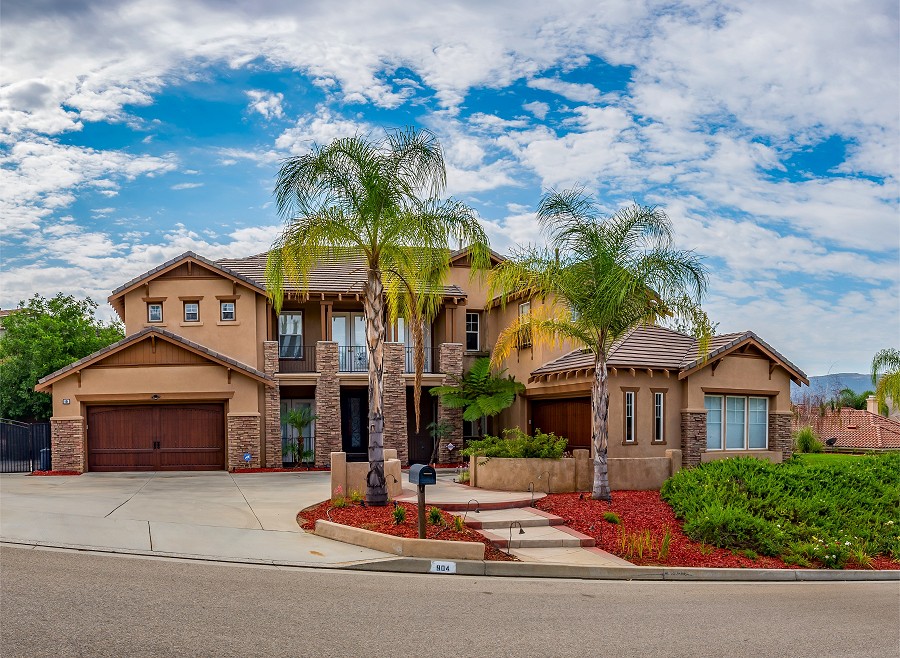 Inland Empire Real Estate Team Leads Industry With New Technology