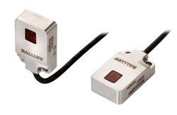 Miniature photoelectric sensors for harsh and wash-down environments