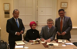 Rachmad Hardadi, Refinery Director, Pertamina. Nicke Widyawati, Director, PLN. Lars Jorgensen, CEO, Martingale, inc. Yudiutomo Imardjoko, CEO, INUKI