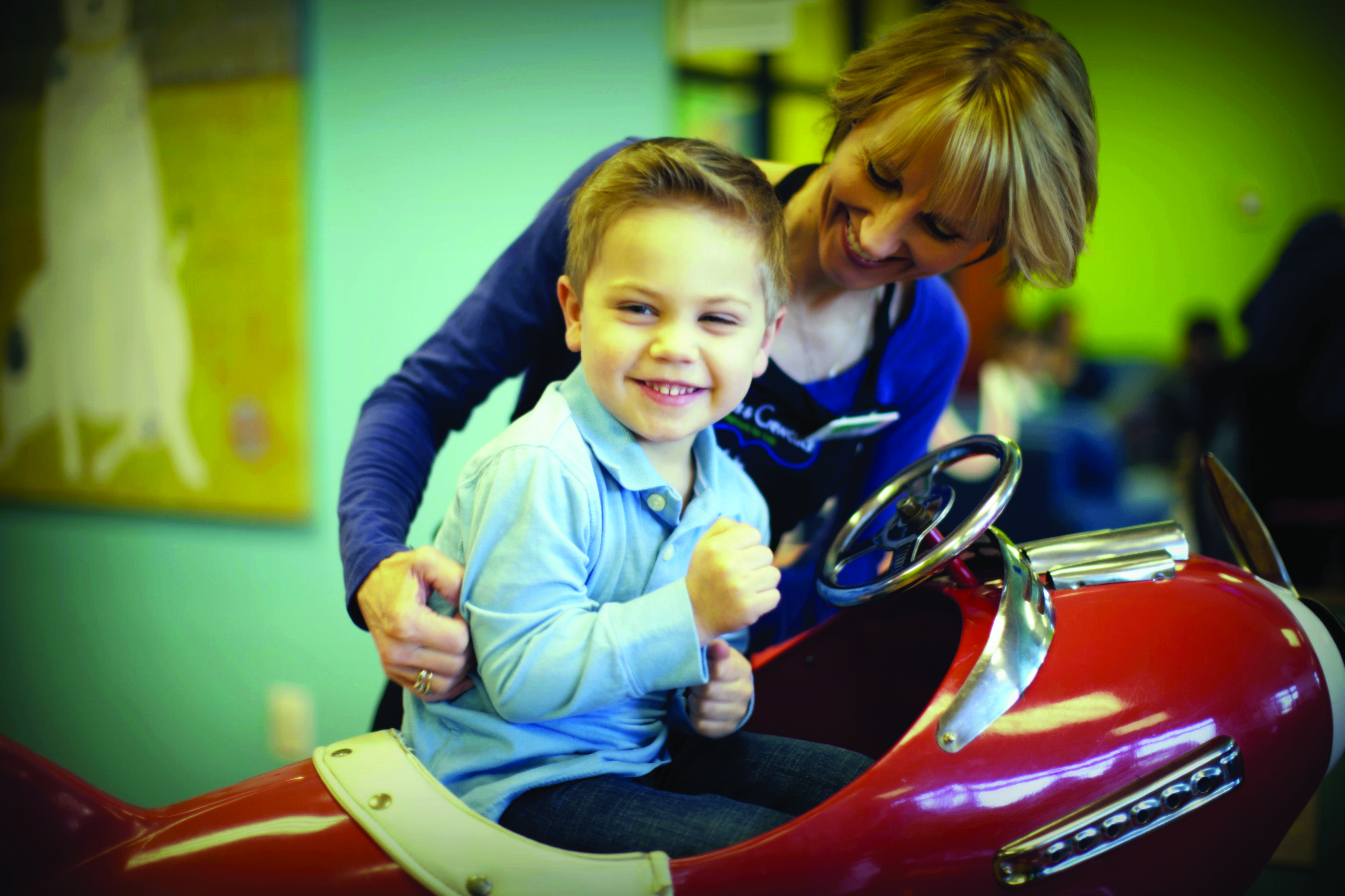 Pigtails & Crewcuts Opens Salon Incubator in Atlanta,