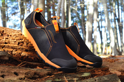 Spenco's new Nomad Lite, a lightweight performance version of the Nomad Moc, offers an expanded color palette for shoppers wanting orthotic shoes that are also fashionable.