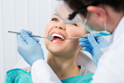 Powell OH Dentist Dr. Cheung provides comfort-driven dental services for those seeking wisdom tooth extraction.