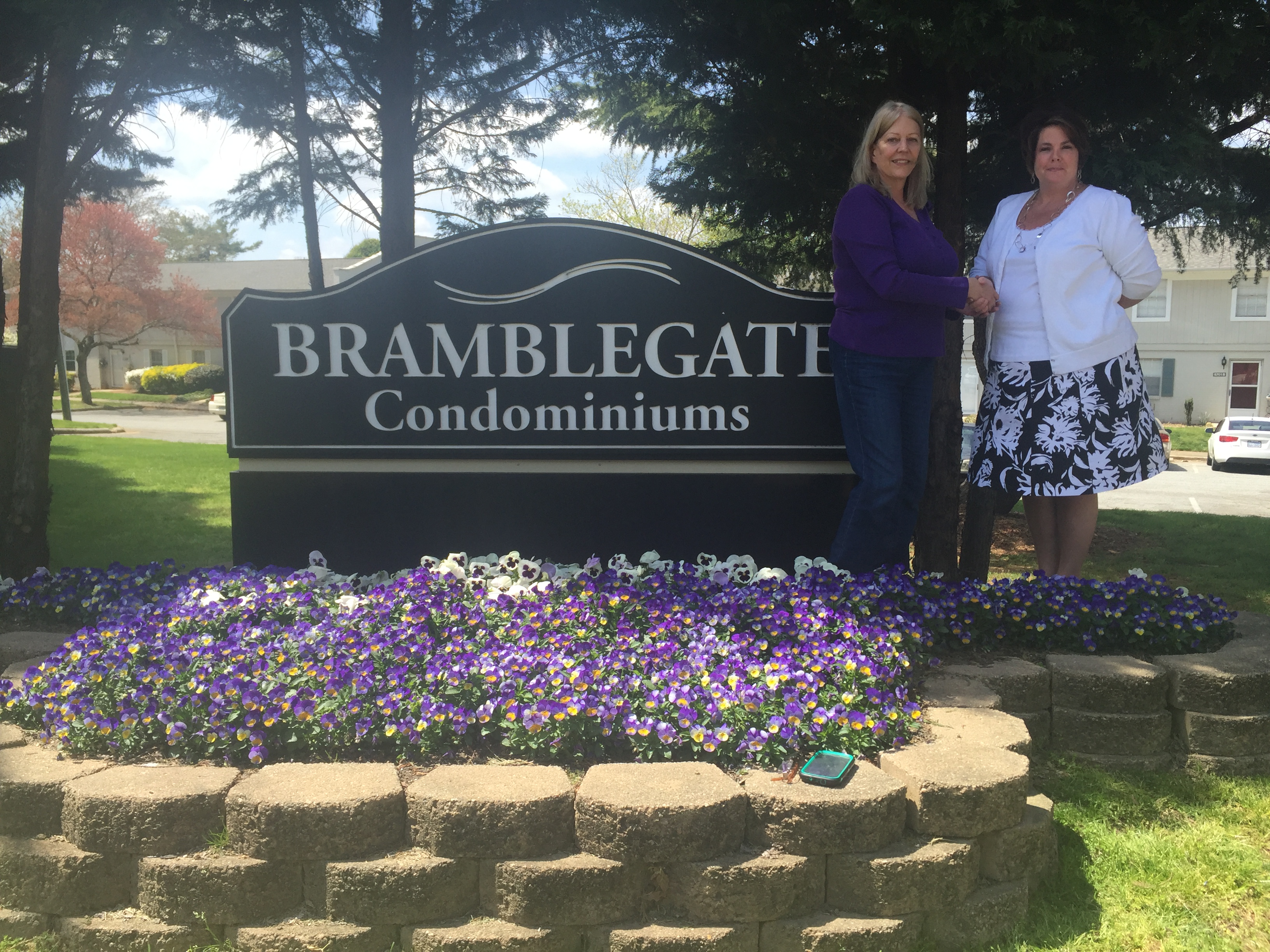 240Unit Established Townhome Condominium Community Selects Association