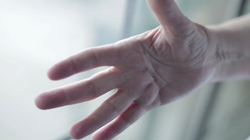 Exercise therapy is recommended for osteoarthritis hand pain.
