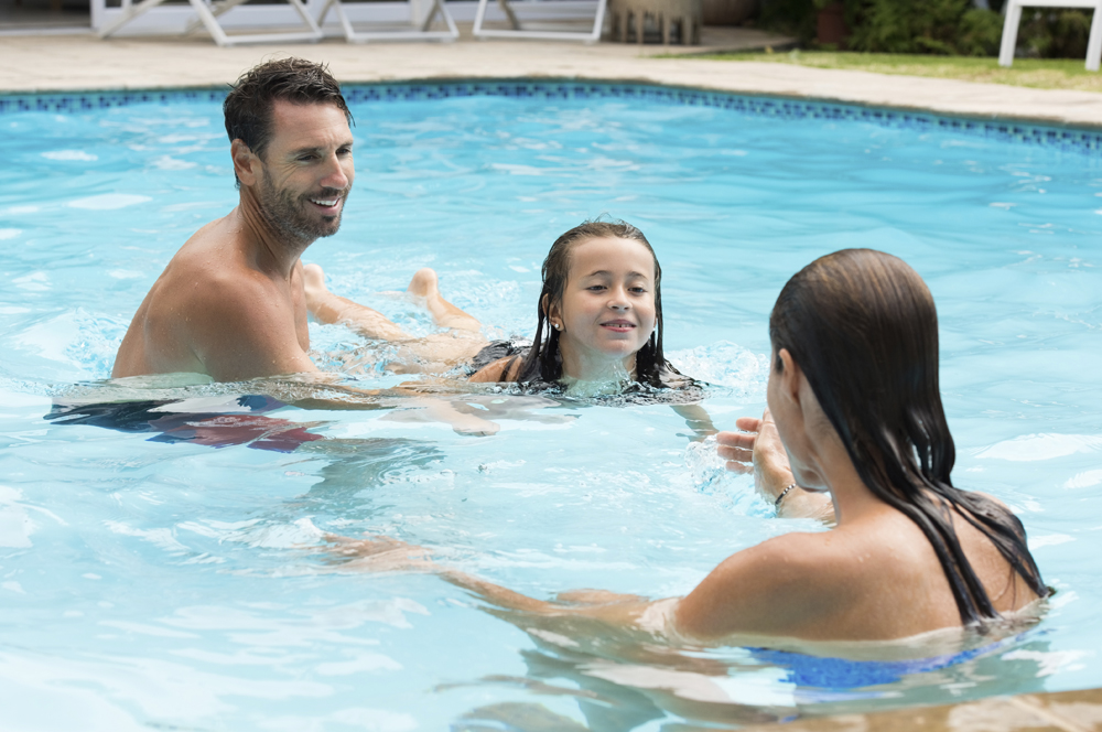 splash-safely-with-9-swimming-tips-from-amica