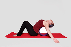 Relaxing your spine on the clever yoga wheel