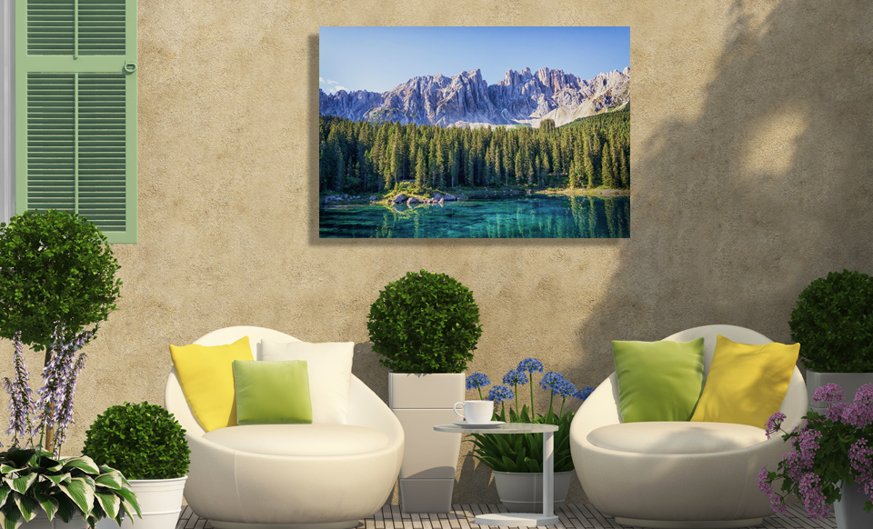 MailPix takes on the great outdoors with canvas