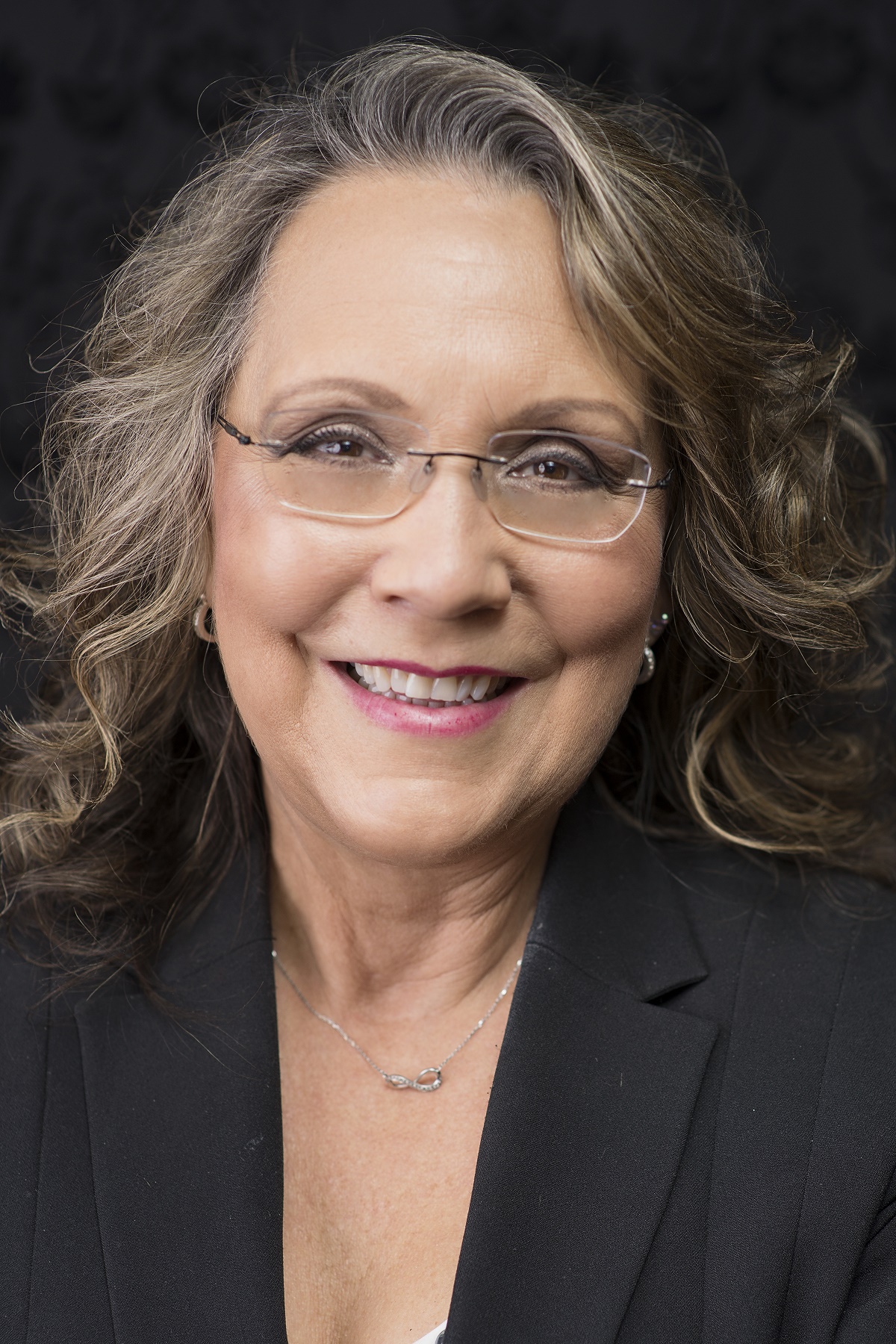 RE/MAX Realtor Jeannine Maxwell Reaches Career Milestone