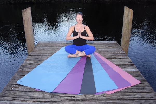 How To Choose The Right Yoga Mat