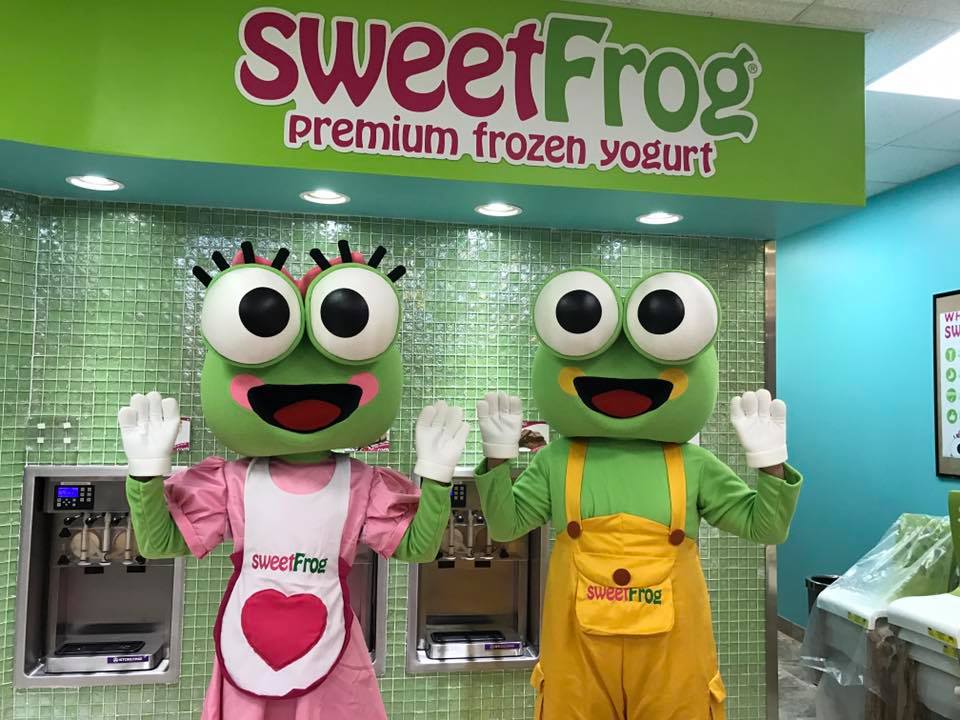 sweetFrog Frozen Yogurt Launches Newest Location in Dallas, Texas