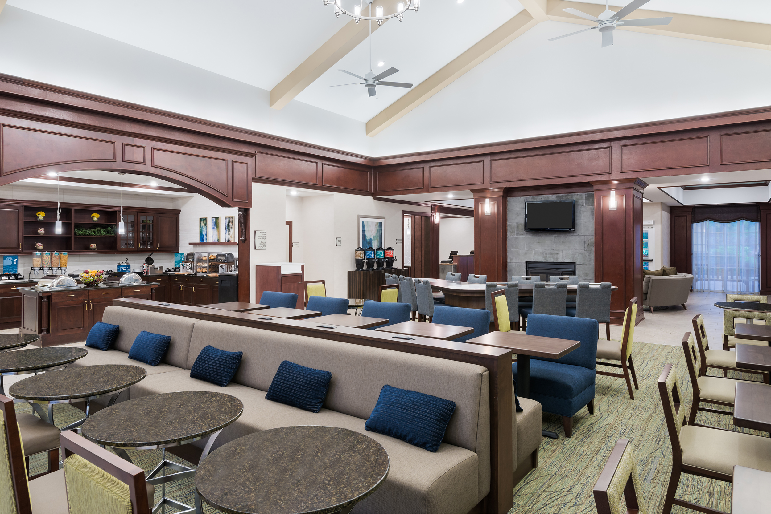 Homewood Suites by Hilton HolyokeSpringfield/North Completes Renovation