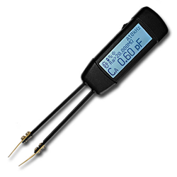 LCR-Reader-MP offers 0.1% basic accuracy, various features and 100 kHz test signal frequency