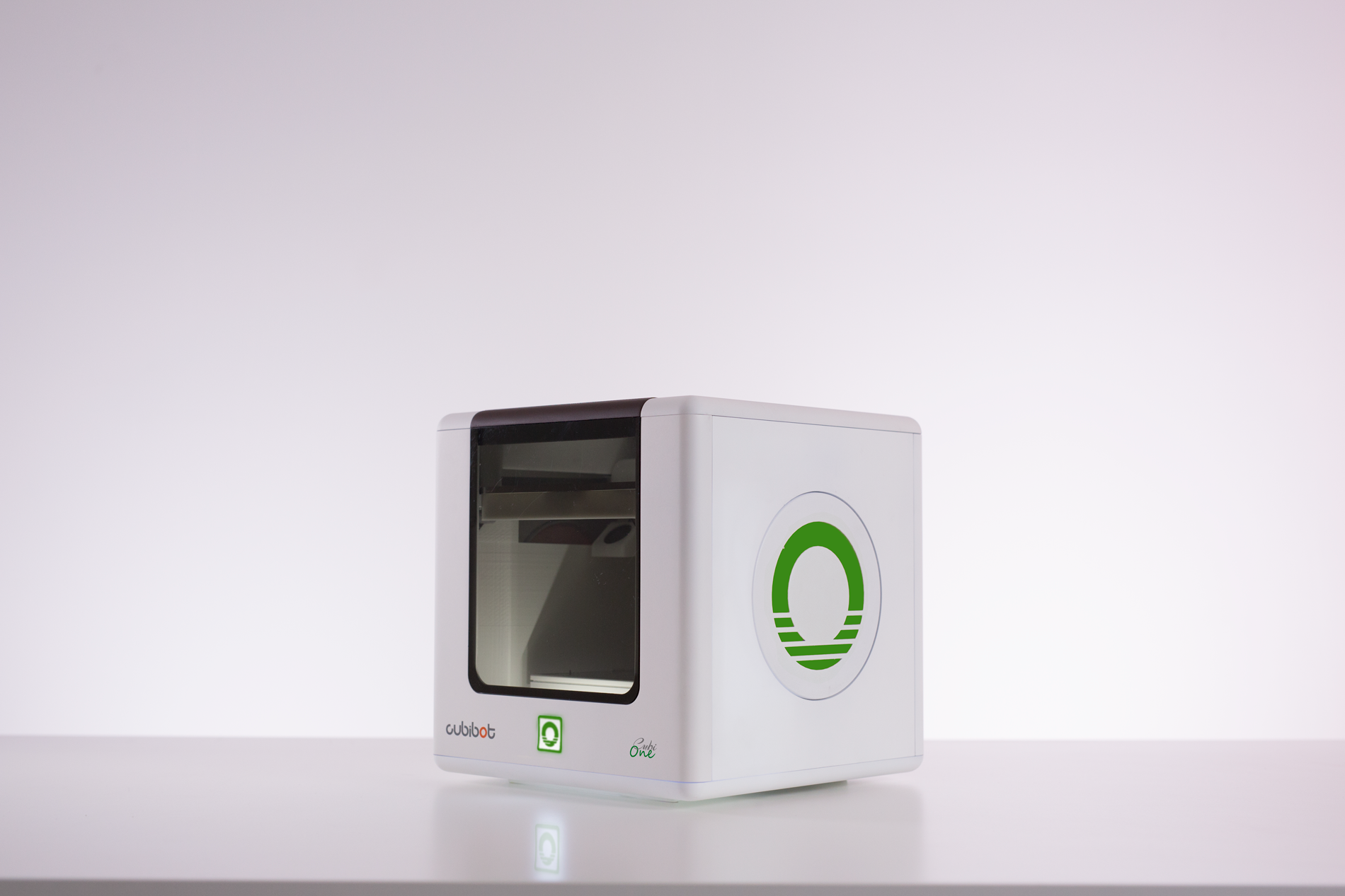 cubibot-the-world-s-smallest-3d-printer-with-cloud-printing