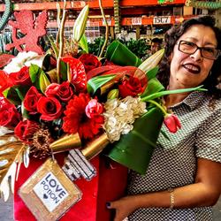 <californiaflowermallvalentinesdayflowers>