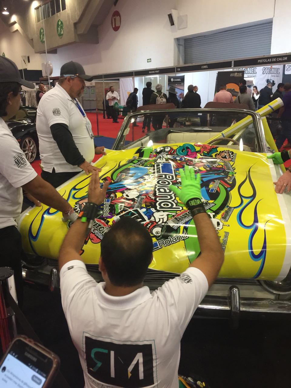 Roland DGA to Offer BorntoWrap for the First Time Ever in Mexico