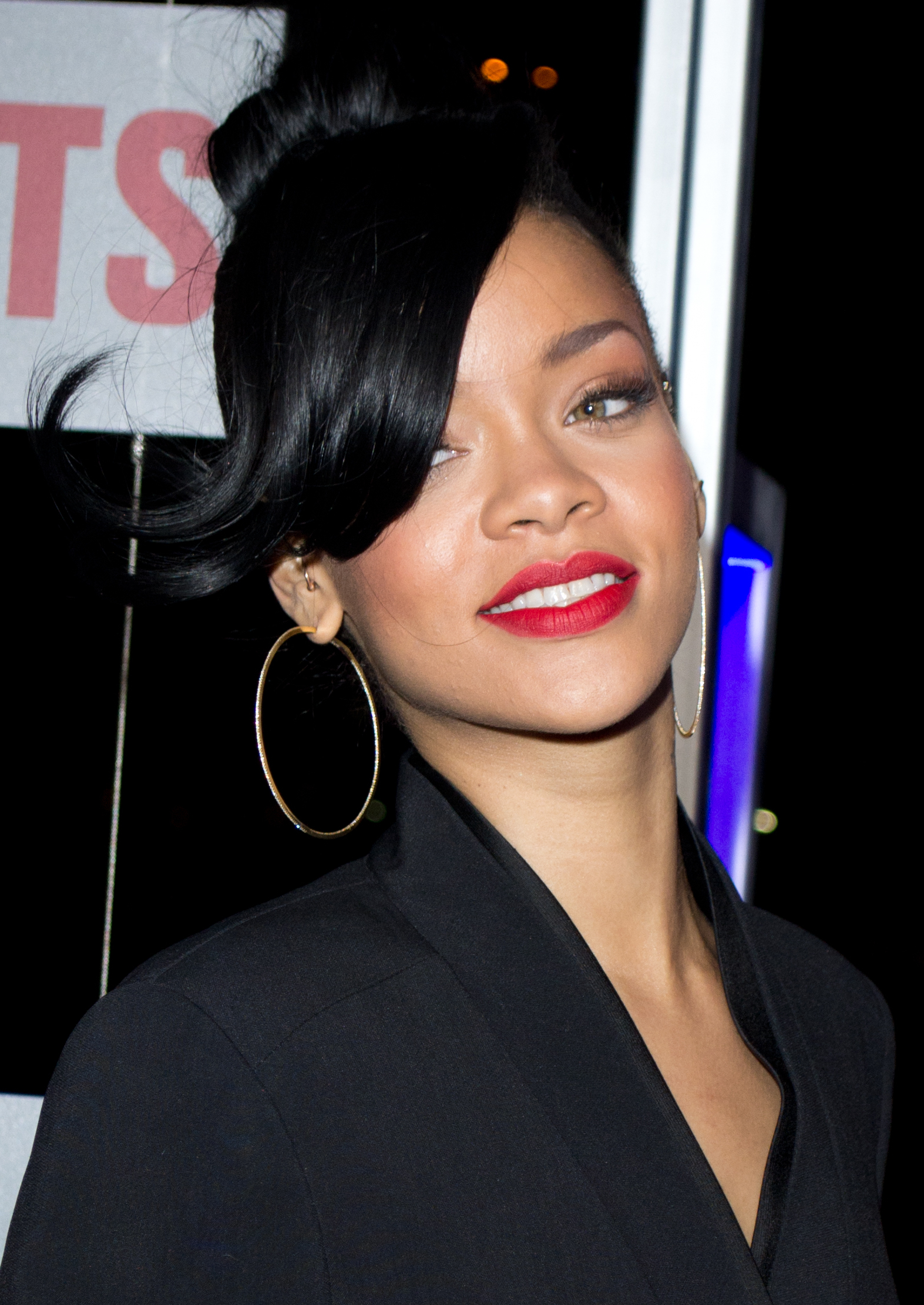 Rhinoplasty Vogue for Rihanna’s Nose Underlines the Importance of an 