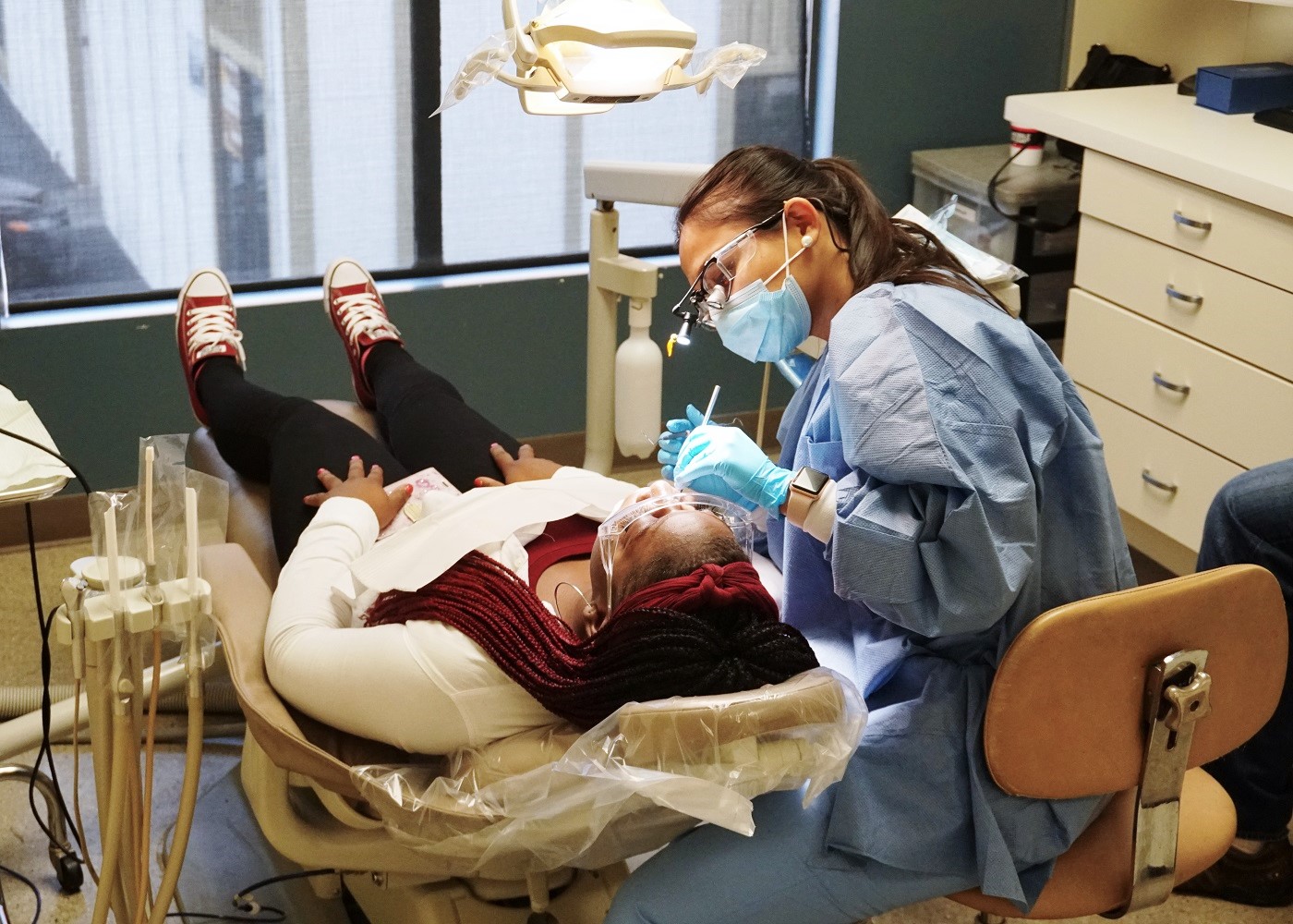 Bright Now!® Dental in Oakland, CA Opens its Doors for a Day of Giving