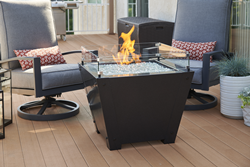 The Outdoor Greatroom Company Debuts Axel Square Gas Fire Pit Table