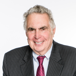 Headshot of Mike Tucker, J.D., CPA will serve as the moderator for Surgent's 2019 Virtual Tax Conference