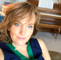Lydia Adams Wins Gold Stevie® Mentor of the Year Award