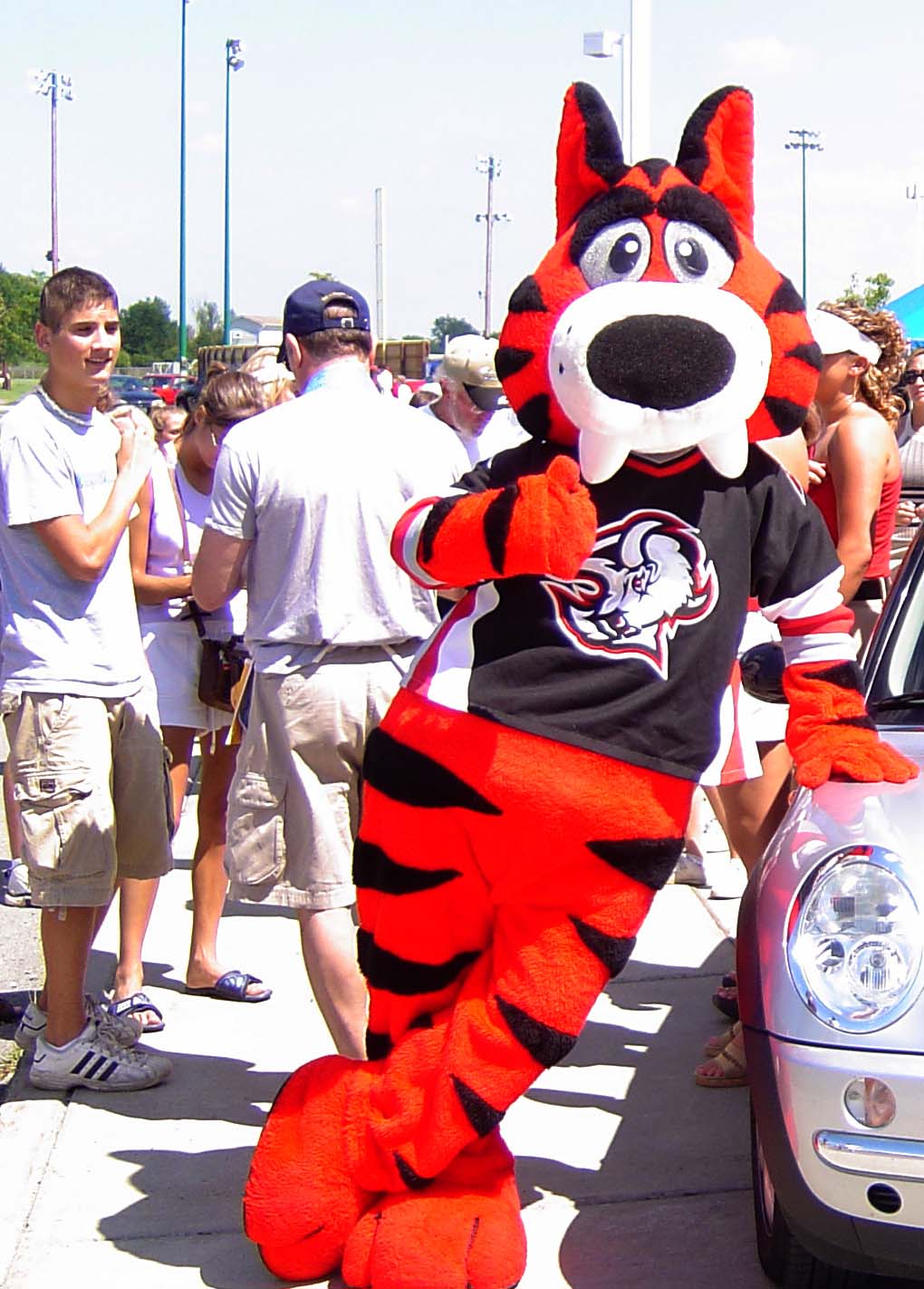 The Buffalo Sabres Join the Amherst & Williamsville Rotary Classic Car