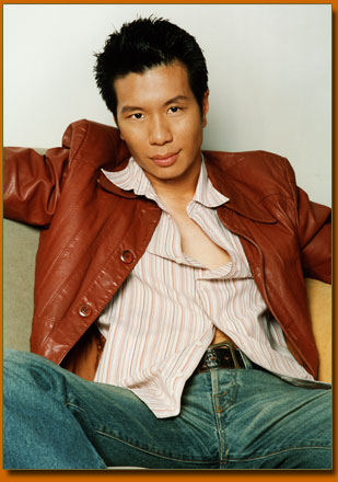 Reggie Lee Lays Claim to Supporting Lead in 