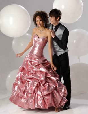 Style Watch for 2008 Prom  Dresses  Find My Prom  Dress  