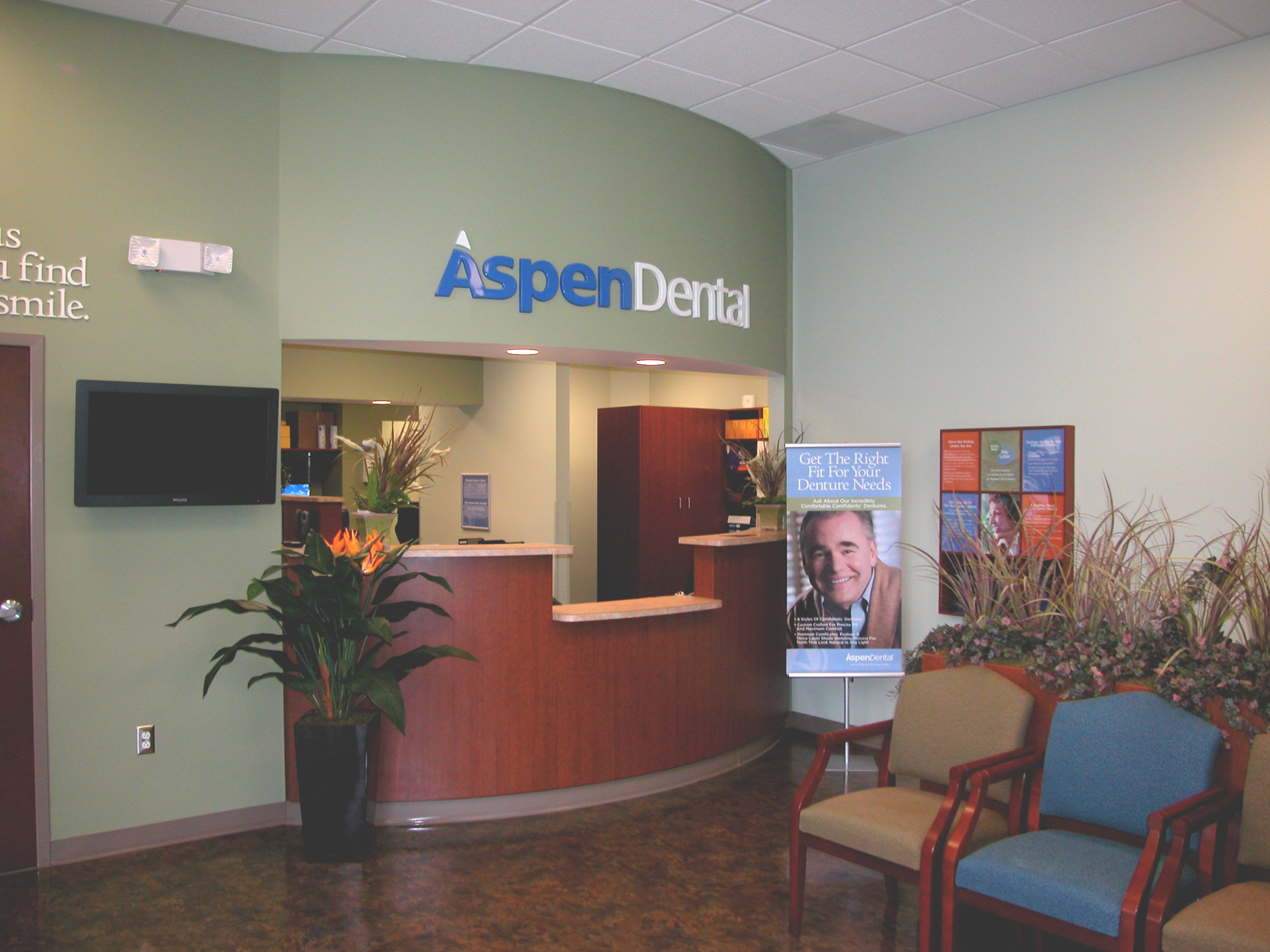 Aspen Dental Opens New Office In Oak Creek