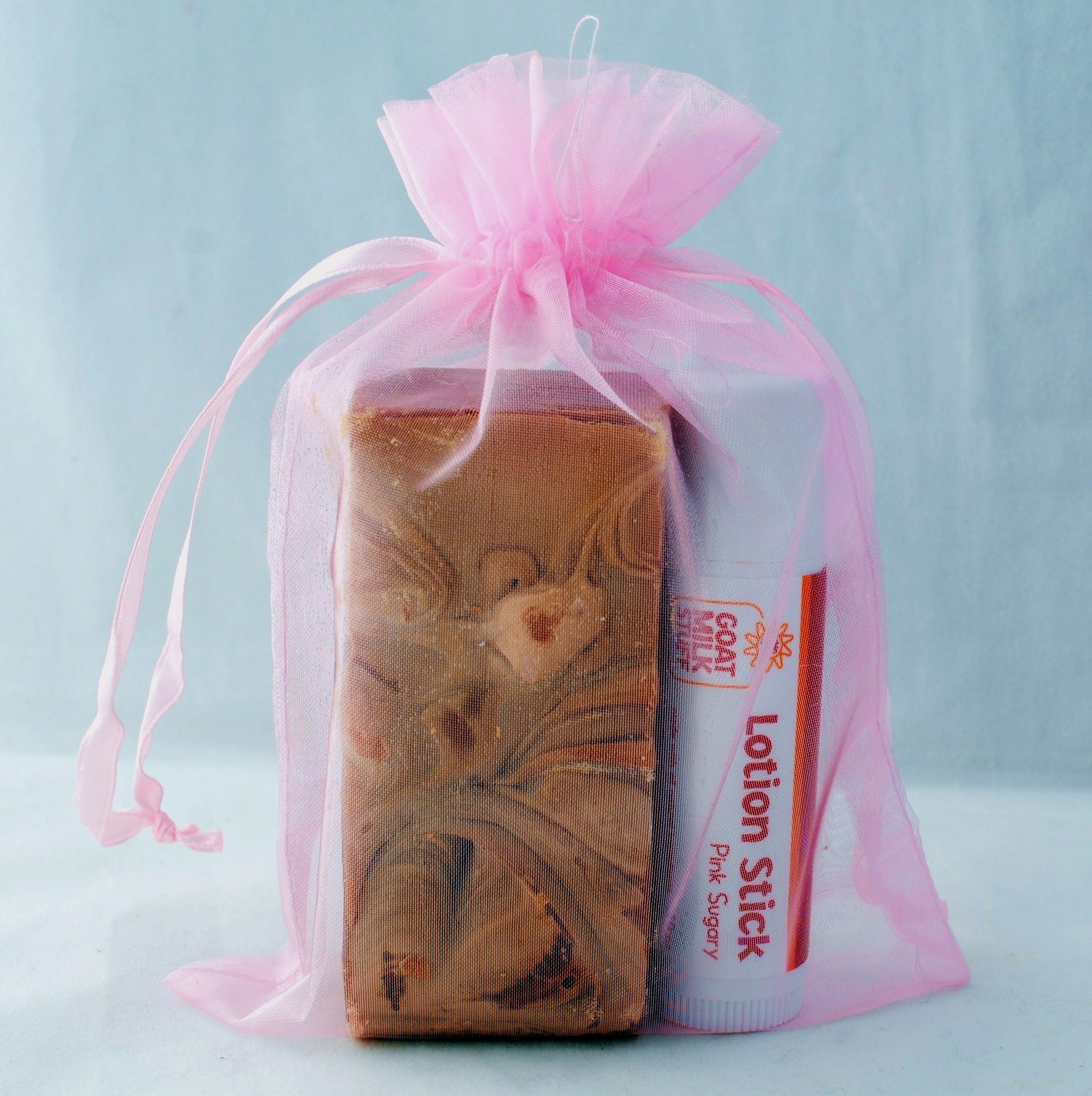 Goat Milk Stuff gift packs, such as goat milk soap & lotion, are presents that pamper & moisten skin